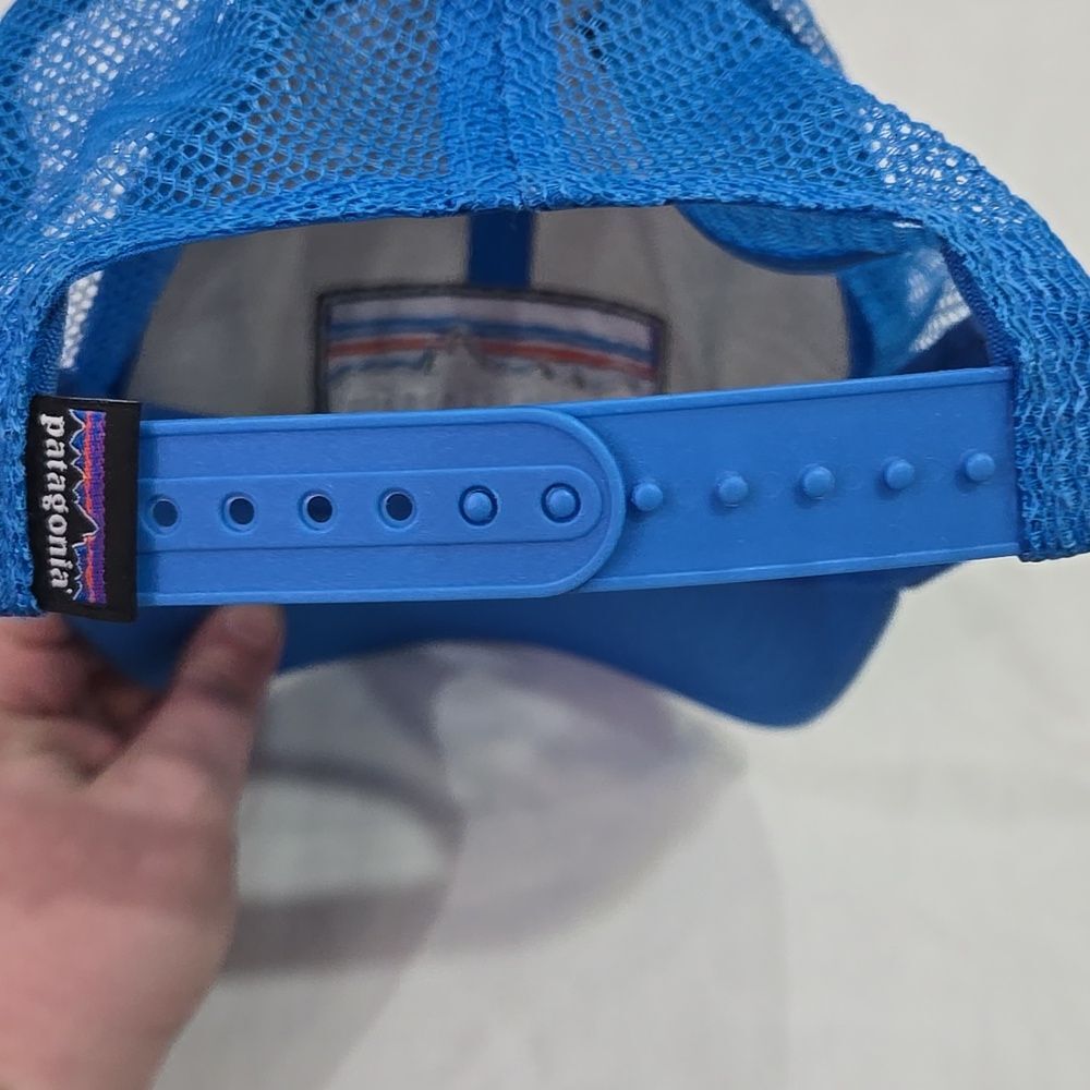 Patagonia Blue And White trucker hat - Picture 4 of 6